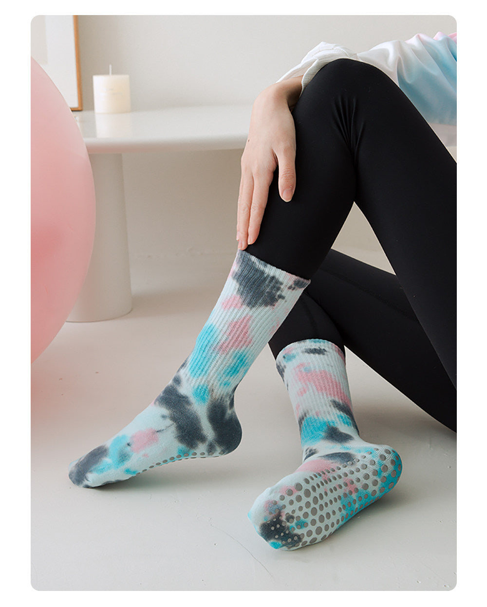 Tie-Dye Non-Slip Pilates & Yoga Crew Grip Socks